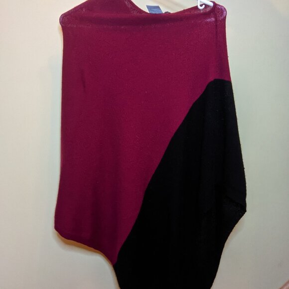 Wine and Black color Poncho - Picture 3 of 3